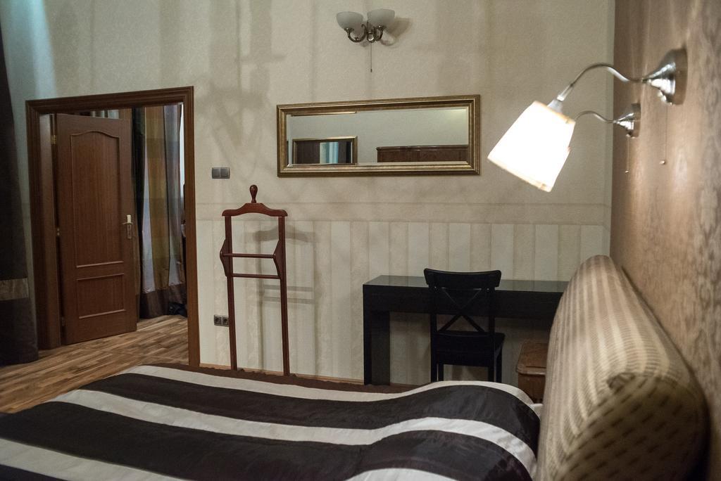 Appartement Inviting Flat In The Heart Of Town à Budapest Extérieur photo