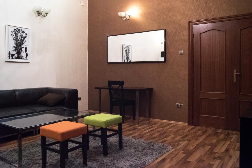 Appartement Inviting Flat In The Heart Of Town à Budapest Extérieur photo