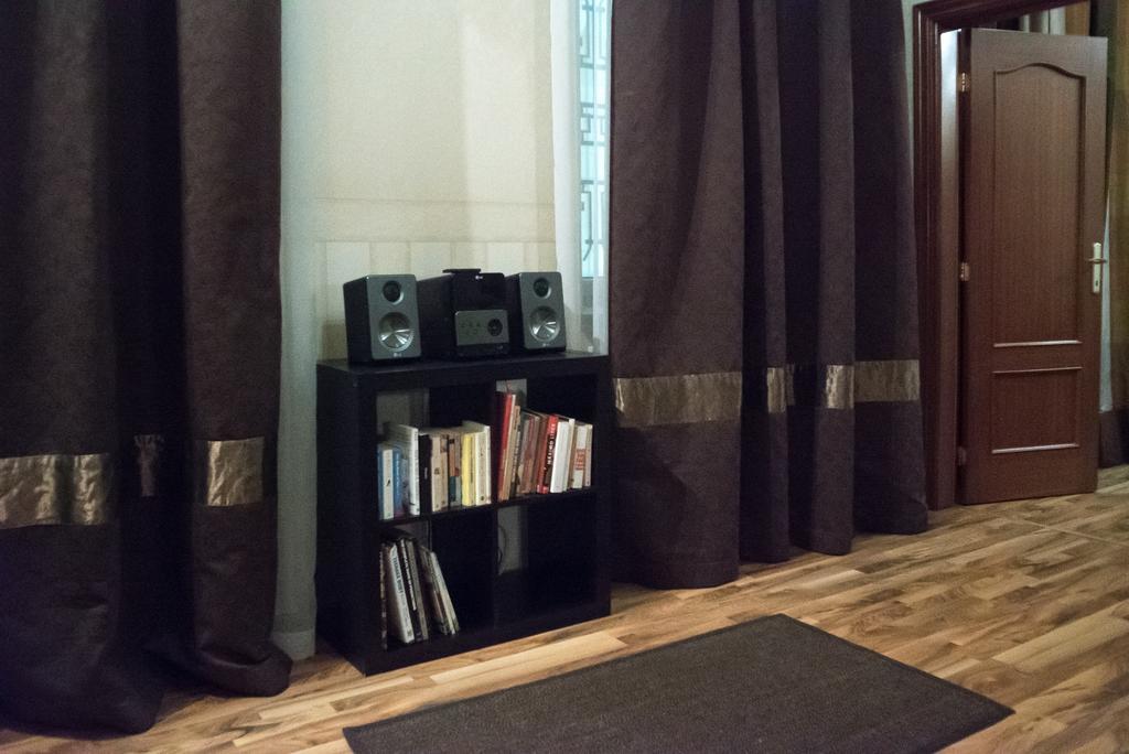 Appartement Inviting Flat In The Heart Of Town à Budapest Extérieur photo