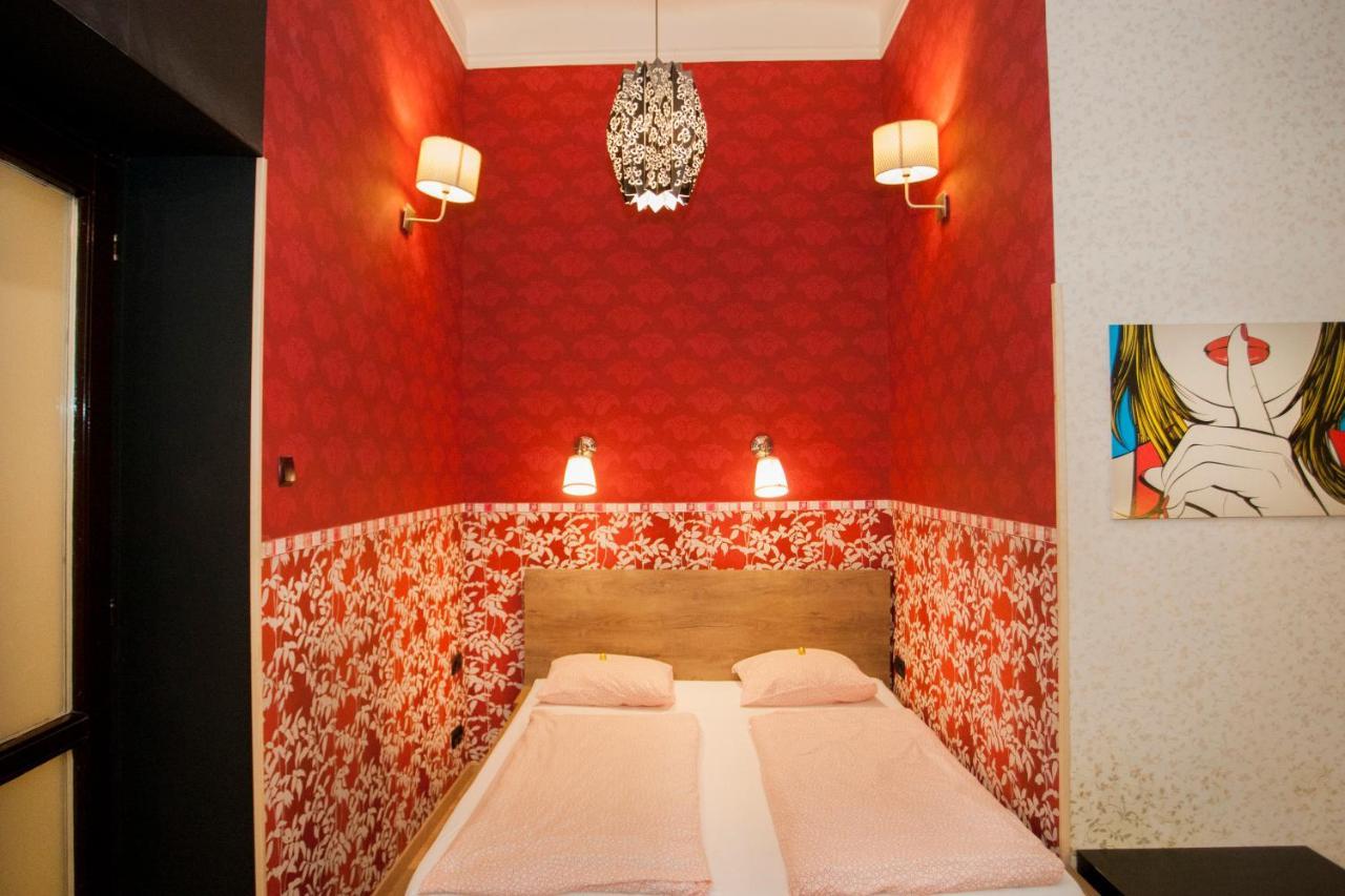 Appartement Inviting Flat In The Heart Of Town à Budapest Extérieur photo