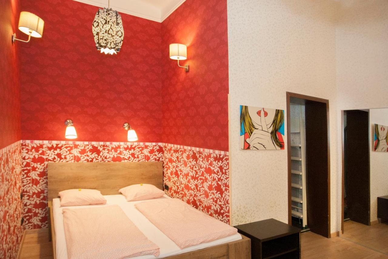 Appartement Inviting Flat In The Heart Of Town à Budapest Extérieur photo