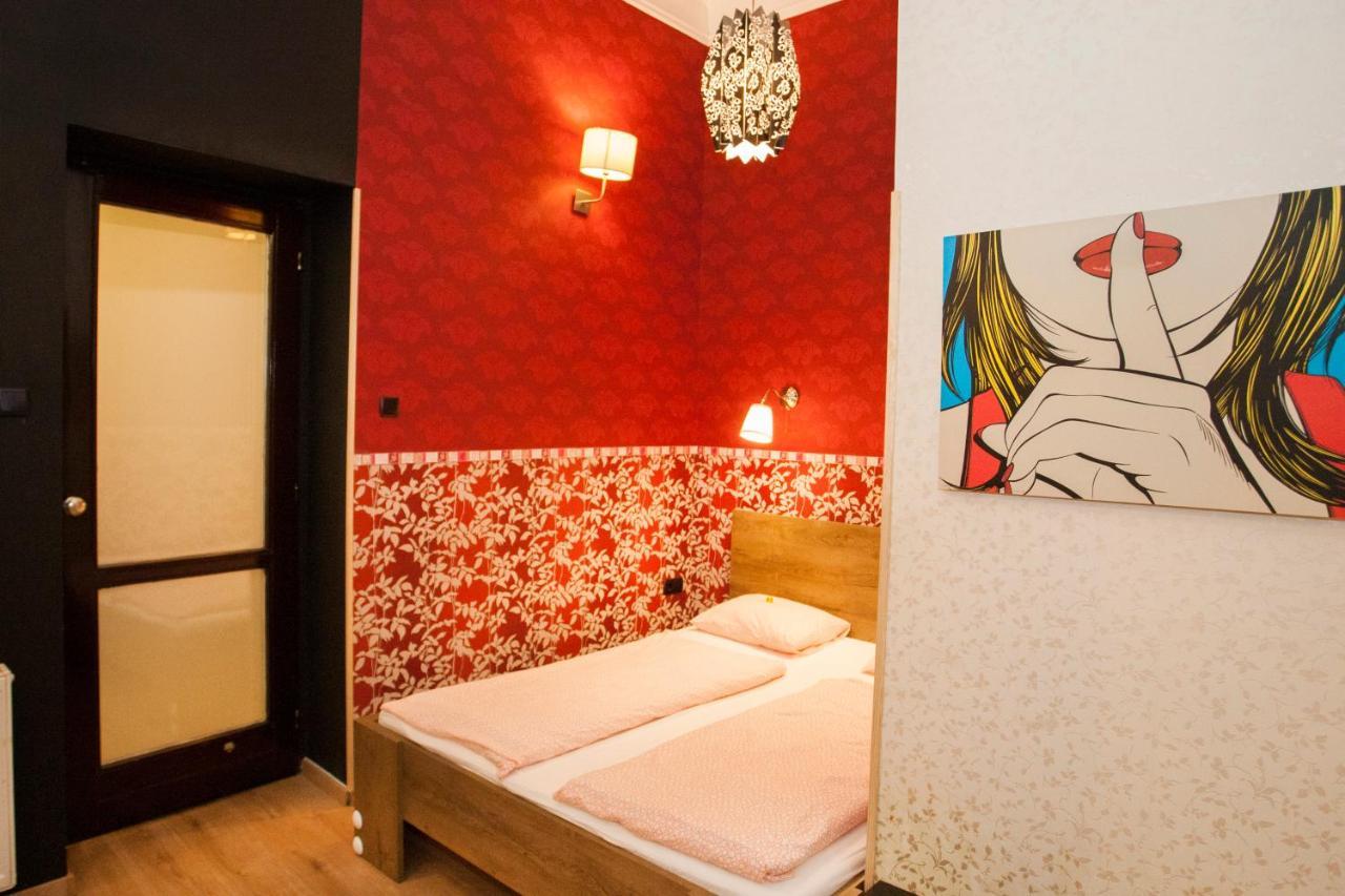 Appartement Inviting Flat In The Heart Of Town à Budapest Extérieur photo